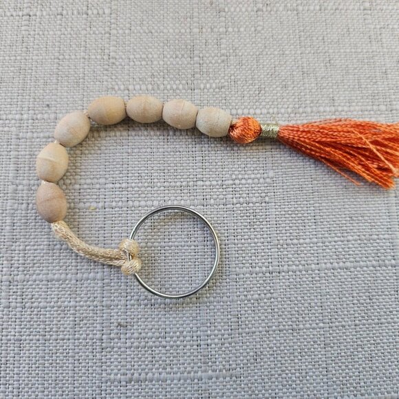 Keychain Real wood Beads Handmade 7 Beads Orange Tassel Keys Holder - Picture 2 of 11